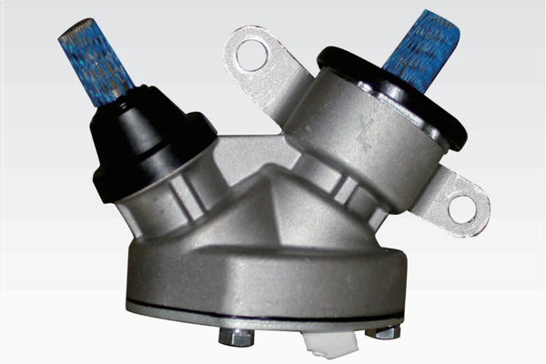 換向器總成如何預(yù)防漏油問題？